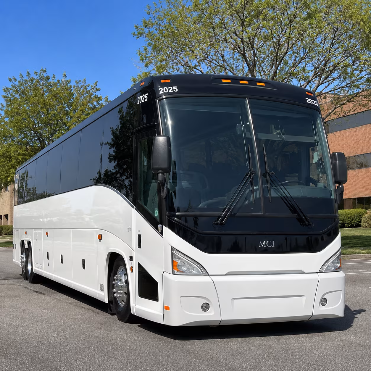 book a bus for your next airport transfer 2