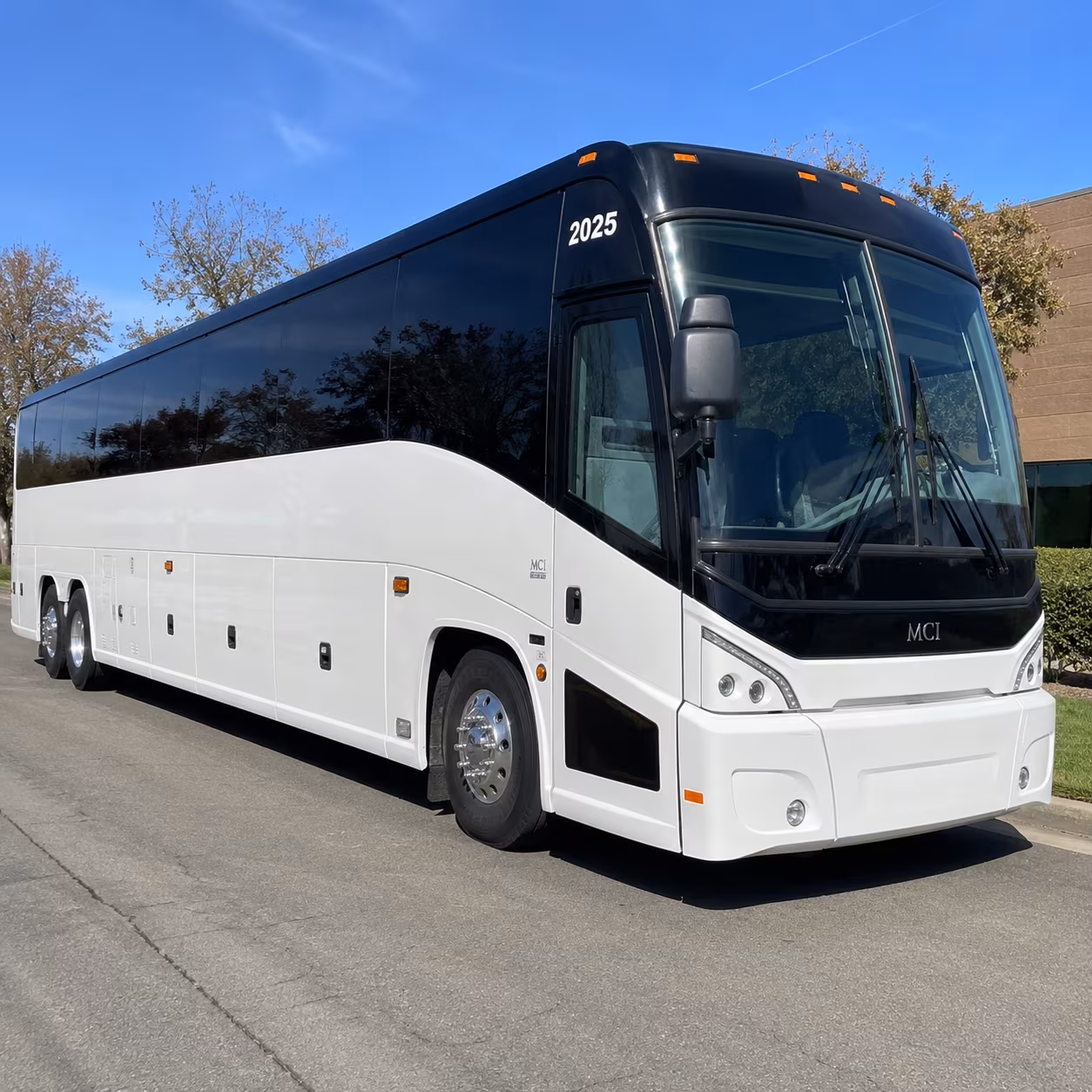 book a bus for your next airport transfer 5