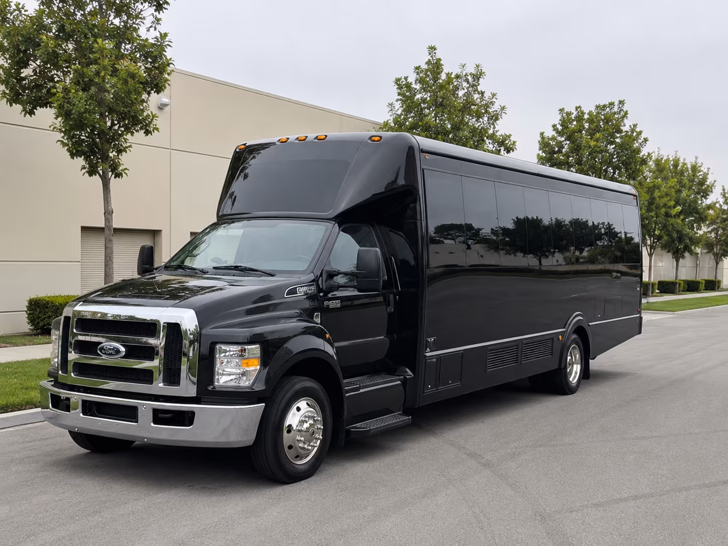 tyler party bus